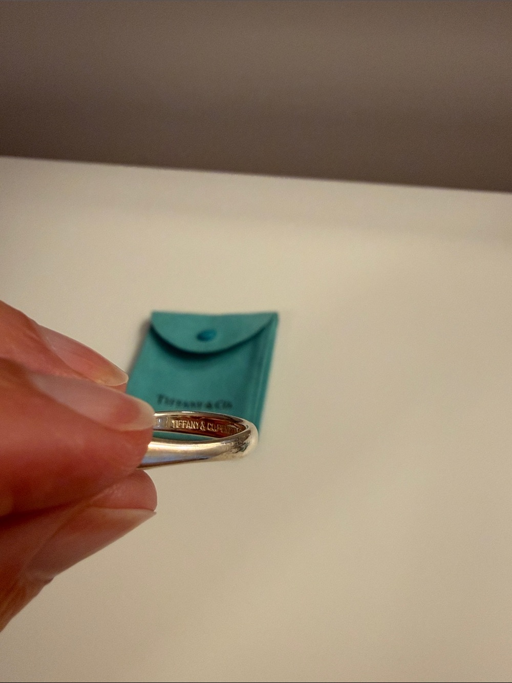 Tiffany & Co. Silver Heart Ring with Blue Pouch - Picture 4 of 6